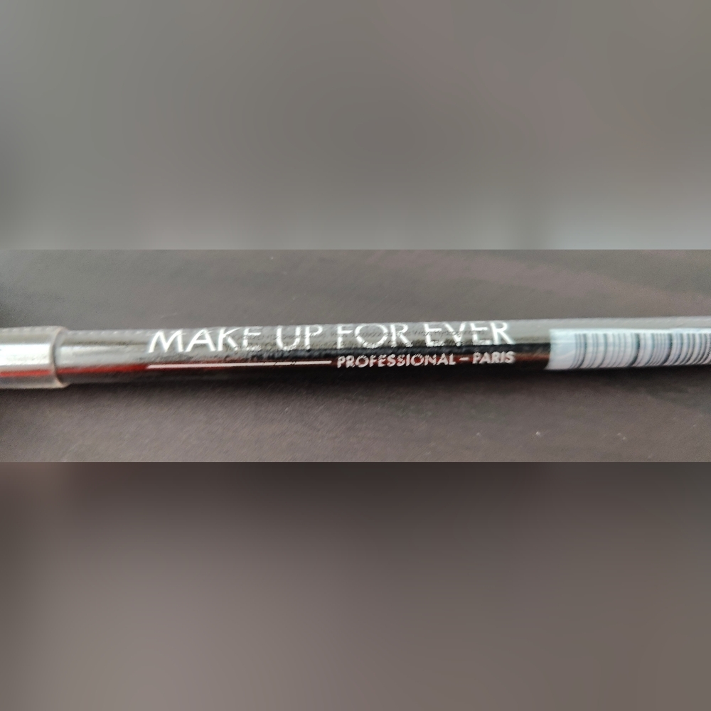 Makeup Forever Lip Liner Concealer